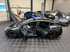 Tesla Model 3 Performance Scandi Bil