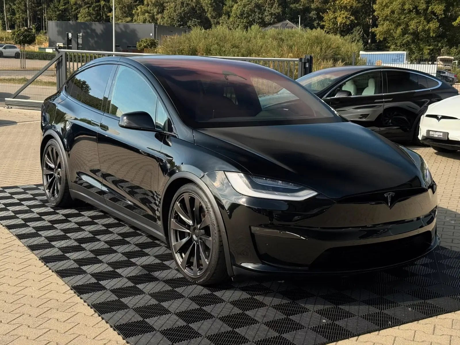 Tesla Model X Plaid My Store